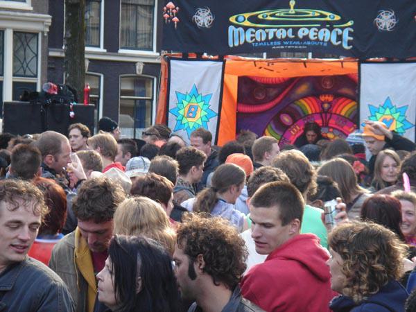  Bildname: DSC02961.jpg 
 Breite: 600 Pixel 
 H�he: 450 Pixel 
 Gr�sse: 90 kB 