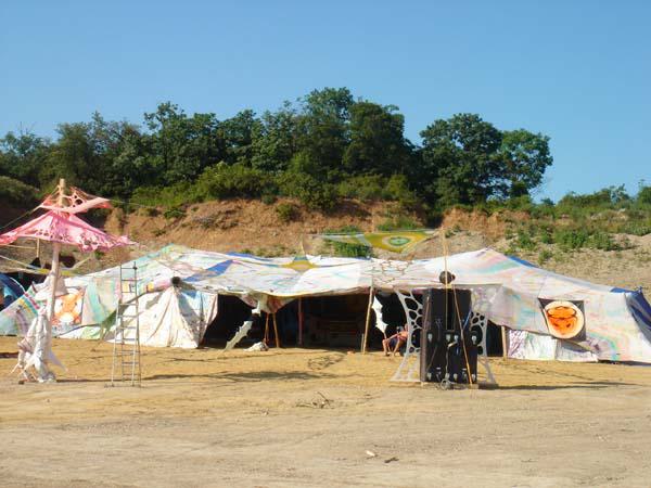  Bildname: DSC03511.jpg 
 Breite: 600 Pixel 
 H�he: 450 Pixel 
 Gr�sse: 67 kB 