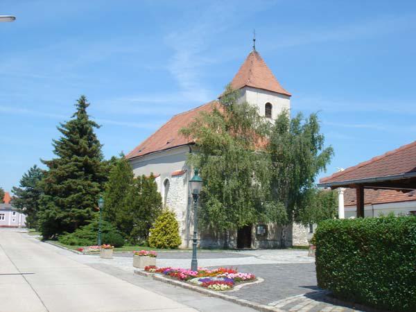  Bildname: DSC03544.jpg 
 Breite: 600 Pixel 
 H�he: 450 Pixel 
 Gr�sse: 61 kB 