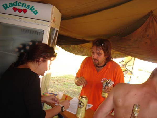  Bildname: DSC03780.jpg 
 Breite: 600 Pixel 
 H�he: 450 Pixel 
 Gr�sse: 47 kB 