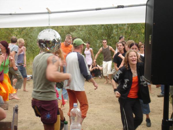  Bildname: DSC03828.jpg 
 Breite: 600 Pixel 
 H�he: 450 Pixel 
 Gr�sse: 178 kB 