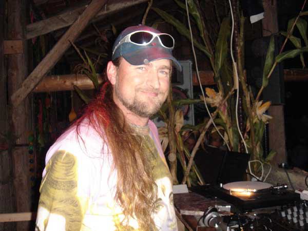  Bildname: 4201.jpg 
 Breite: 600 Pixel 
 H�he: 450 Pixel 
 Gr�sse: 54 kB 