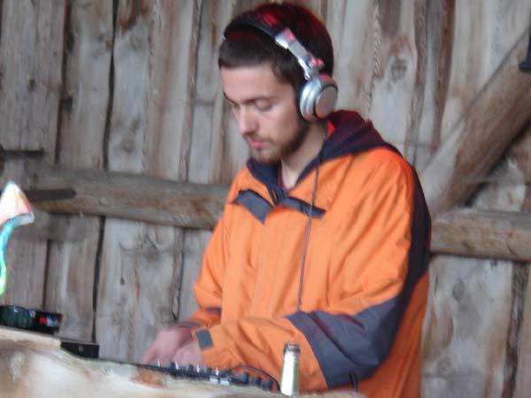  Bildname: 4213.jpg 
 Breite: 600 Pixel 
 H�he: 450 Pixel 
 Gr�sse: 50 kB 