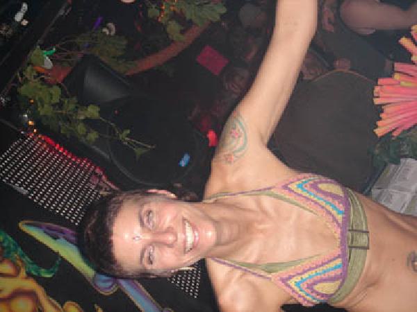  Bildname: DSC04336.jpg 
 Breite: 400 Pixel 
 H�he: 300 Pixel 
 Gr�sse: 44 kB 