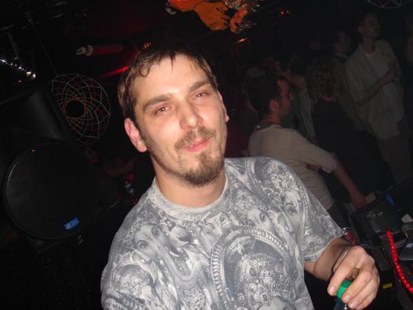  Bildname: DSC04411.jpg 
 Breite: 610 Pixel 
 H�he: 458 Pixel 
 Gr�sse: 56 kB 