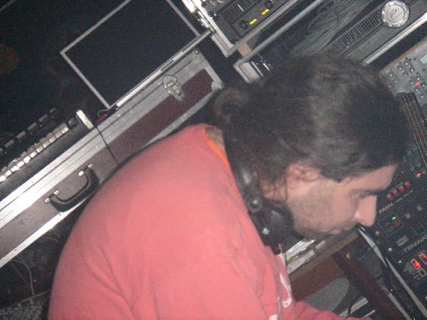  Bildname: euphoria9.jpg 
 Breite: 2048 Pixel 
 H�he: 1536 Pixel 
 Gr�sse: 1.420 kB 