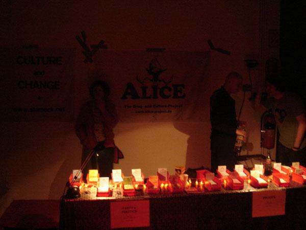  Bildname: DSC04651.jpg 
 Breite: 600 Pixel 
 H�he: 450 Pixel 
 Gr�sse: 56 kB 