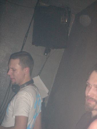  Bildname: DSC04703.jpg 
 Breite: 600 Pixel 
 H�he: 800 Pixel 
 Gr�sse: 87 kB 