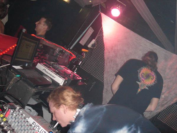  Bildname: DSC04763.jpg 
 Breite: 600 Pixel 
 H�he: 450 Pixel 
 Gr�sse: 64 kB 