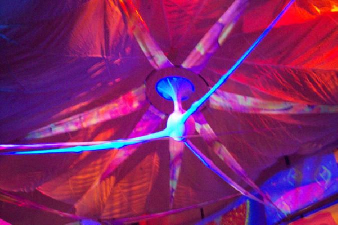  Bildname: 100_2780.jpg 
 Breite: 600 Pixel 
 H�he: 400 Pixel 
 Gr�sse: 63 kB 