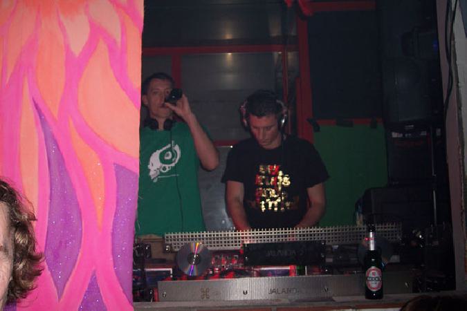  Bildname: 100_2840.jpg 
 Breite: 600 Pixel 
 H�he: 400 Pixel 
 Gr�sse: 42 kB 