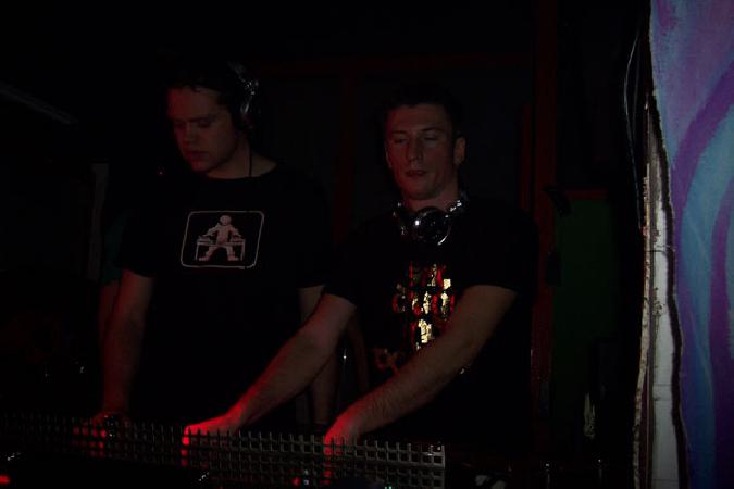  Bildname: 100_2860.jpg 
 Breite: 600 Pixel 
 H�he: 400 Pixel 
 Gr�sse: 24 kB 