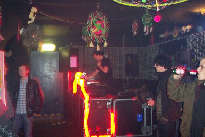  Bildname: 100_2902.jpg 
 Breite: 600 Pixel 
 H�he: 400 Pixel 
 Gr�sse: 58 kB 