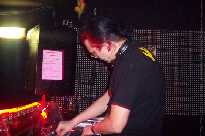  Bildname: 100_2913.jpg 
 Breite: 600 Pixel 
 H�he: 400 Pixel 
 Gr�sse: 64 kB 