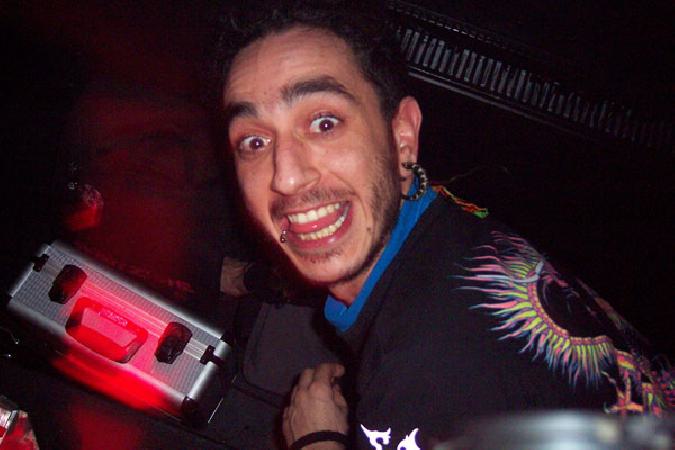  Bildname: 100_2933.jpg 
 Breite: 600 Pixel 
 H�he: 400 Pixel 
 Gr�sse: 50 kB 