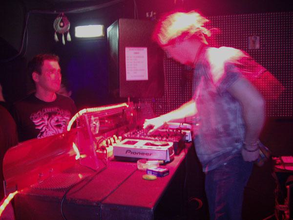  Bildname: IMG_2246.jpg 
 Breite: 600 Pixel 
 H�he: 450 Pixel 
 Gr�sse: 56 kB 