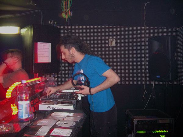  Bildname: IMG_2248.jpg 
 Breite: 600 Pixel 
 H�he: 450 Pixel 
 Gr�sse: 63 kB 