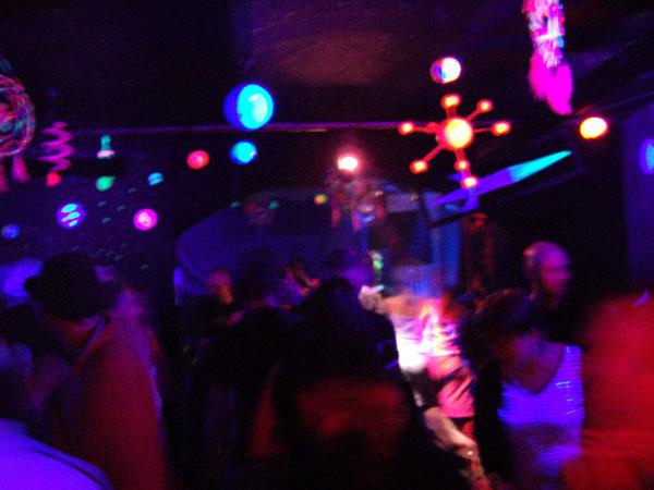  Bildname: IMG_2257.jpg 
 Breite: 600 Pixel 
 H�he: 450 Pixel 
 Gr�sse: 53 kB 