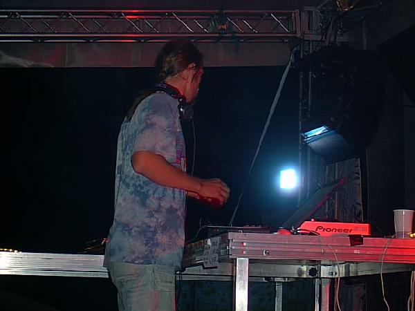  Bildname: IM000584.JPG 
 Breite: 640 Pixel 
 H�he: 480 Pixel 
 Gr�sse: 59 kB 