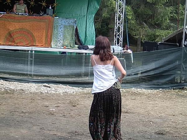  Bildname: IM000620.JPG 
 Breite: 640 Pixel 
 H�he: 480 Pixel 
 Gr�sse: 64 kB 