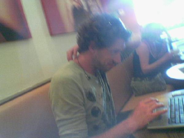  Bildname: Foto(928).jpg 
 Breite: 640 Pixel 
 H�he: 480 Pixel 
 Gr�sse: 24 kB 