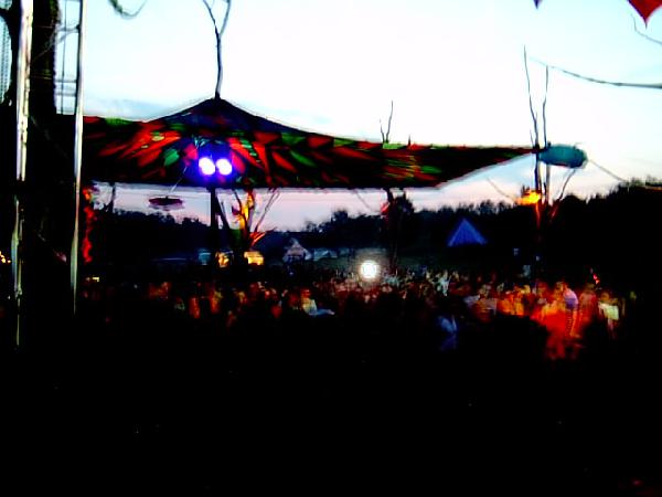  Bildname: IM000816.JPG 
 Breite: 640 Pixel 
 H�he: 480 Pixel 
 Gr�sse: 56 kB 