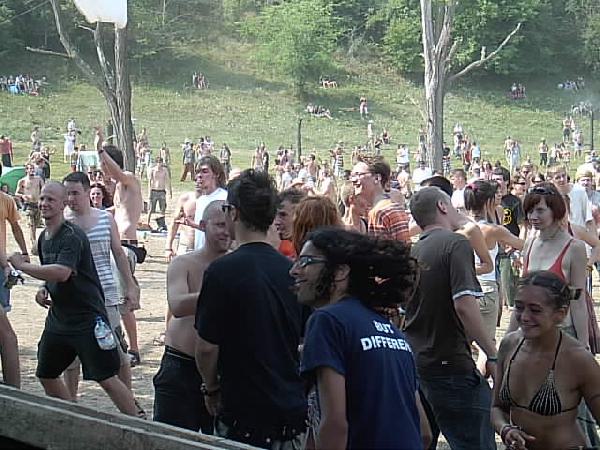  Bildname: IM000858.JPG 
 Breite: 640 Pixel 
 H�he: 480 Pixel 
 Gr�sse: 65 kB 