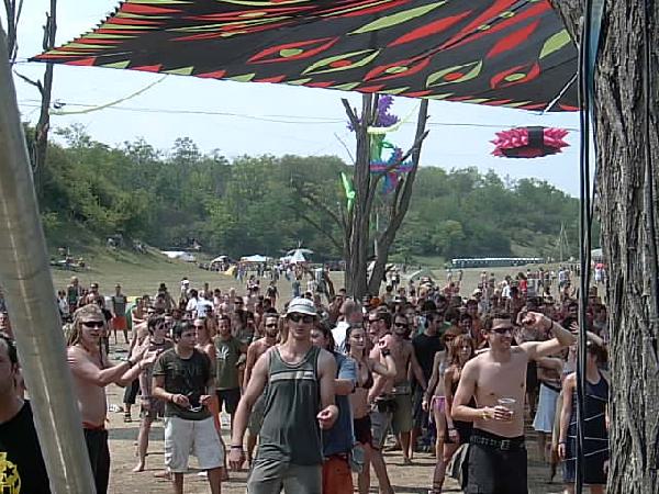  Bildname: IM000875.JPG 
 Breite: 640 Pixel 
 H�he: 480 Pixel 
 Gr�sse: 66 kB 