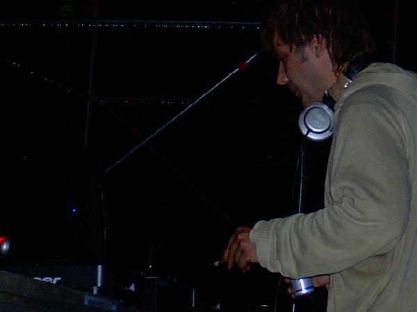  Bildname: IM000888.JPG 
 Breite: 640 Pixel 
 H�he: 480 Pixel 
 Gr�sse: 64 kB 