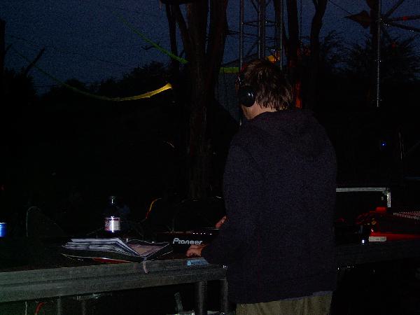  Bildname: IM000909.JPG 
 Breite: 2048 Pixel 
 H�he: 1536 Pixel 
 Gr�sse: 777 kB 