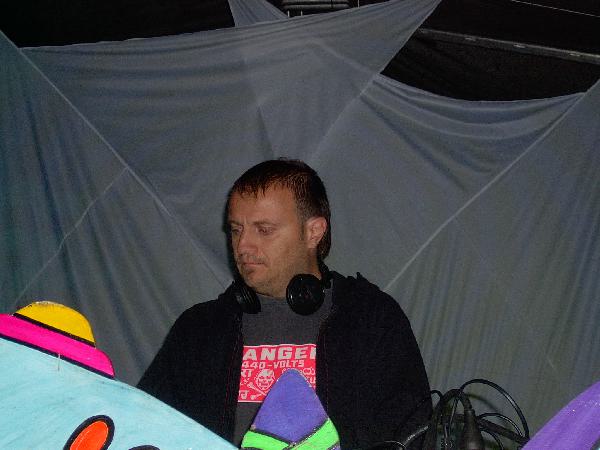  Bildname: IM000910.JPG 
 Breite: 2048 Pixel 
 H�he: 1536 Pixel 
 Gr�sse: 764 kB 