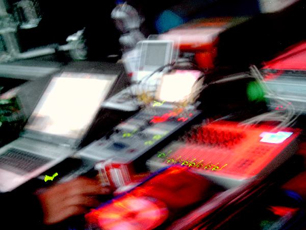  Bildname: IM000922.JPG 
 Breite: 2048 Pixel 
 H�he: 1536 Pixel 
 Gr�sse: 772 kB 