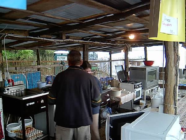  Bildname: IM000966.JPG 
 Breite: 640 Pixel 
 H�he: 480 Pixel 
 Gr�sse: 63 kB 