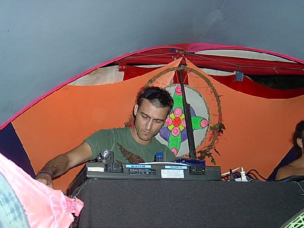  Bildname: IM000977.JPG 
 Breite: 640 Pixel 
 H�he: 480 Pixel 
 Gr�sse: 58 kB 