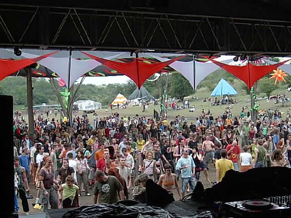  Bildname: IM000994.JPG 
 Breite: 640 Pixel 
 H�he: 480 Pixel 
 Gr�sse: 64 kB 