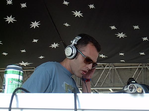  Bildname: IM001011.JPG 
 Breite: 640 Pixel 
 H�he: 480 Pixel 
 Gr�sse: 62 kB 