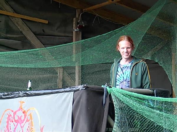  Bildname: IM001135.JPG 
 Breite: 640 Pixel 
 H�he: 480 Pixel 
 Gr�sse: 64 kB 