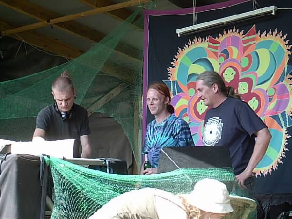  Bildname: IM001146.JPG 
 Breite: 640 Pixel 
 H�he: 480 Pixel 
 Gr�sse: 65 kB 