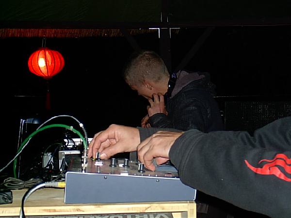  Bildname: IM001266.JPG 
 Breite: 640 Pixel 
 H�he: 480 Pixel 
 Gr�sse: 65 kB 